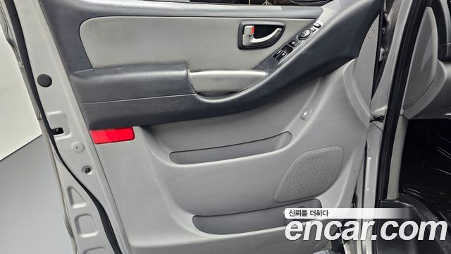Hyundai Starex 2014 — photo 14
