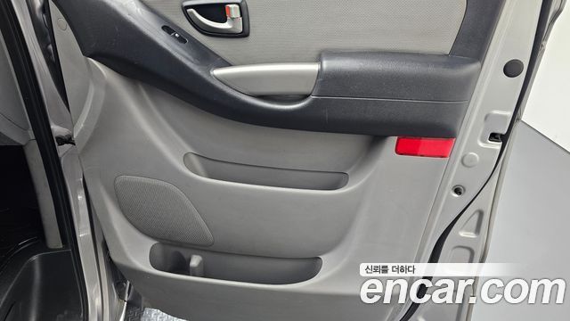 Hyundai Starex 2014 — photo 15