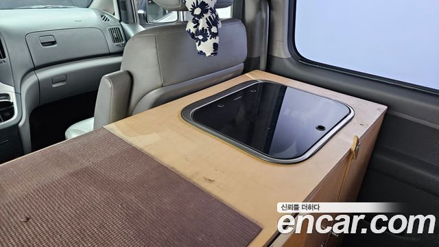 Hyundai Starex 2014 — photo 30