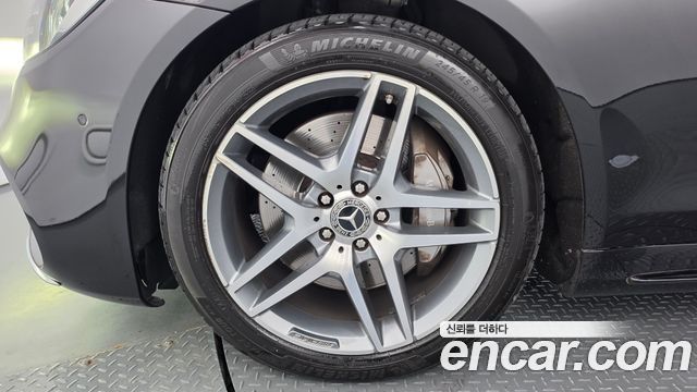 Mercedes-Benz S-Class 2020 — photo 5