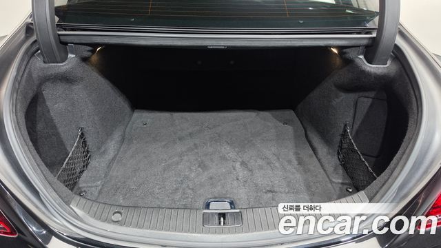 Mercedes-Benz S-Class 2020 — photo 25