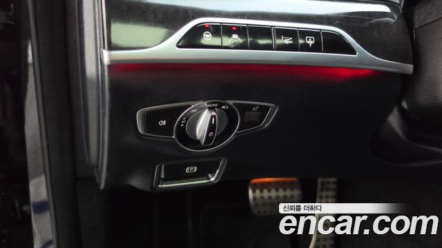 Mercedes-Benz S-Class 2020 — photo 34
