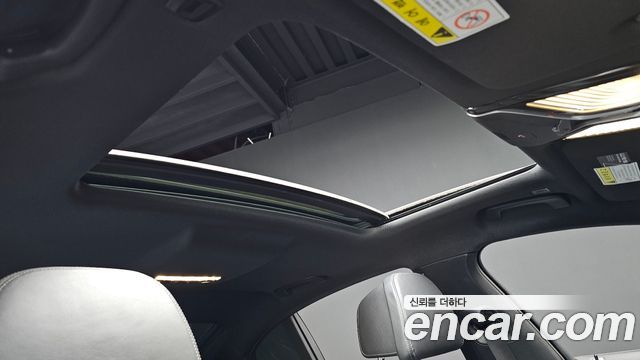 BMW 7-Series 2018 — photo 19