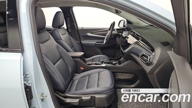 Chevrolet Korea 볼트 EUV 2023 — photo 17