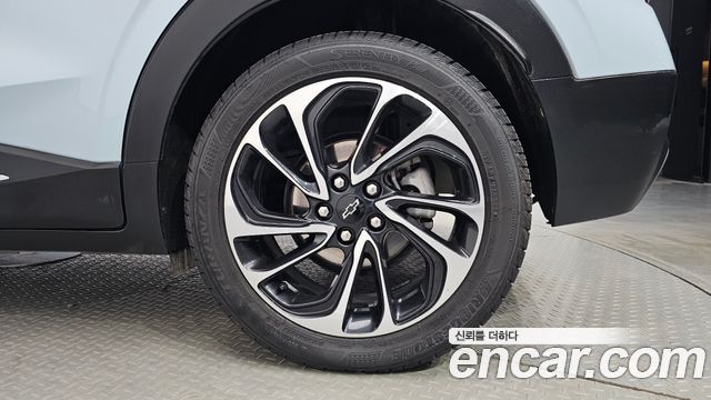 Chevrolet Korea 볼트 EUV 2023 — photo 7