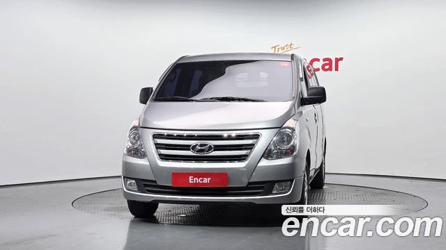 Hyundai Starex 2017 — photo 3