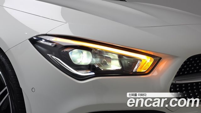 Mercedes-Benz CLA-Class 2023 — photo 8