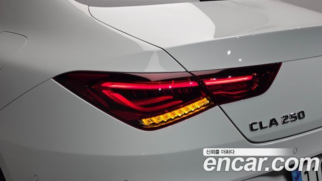Mercedes-Benz CLA-Class 2023 — photo 9