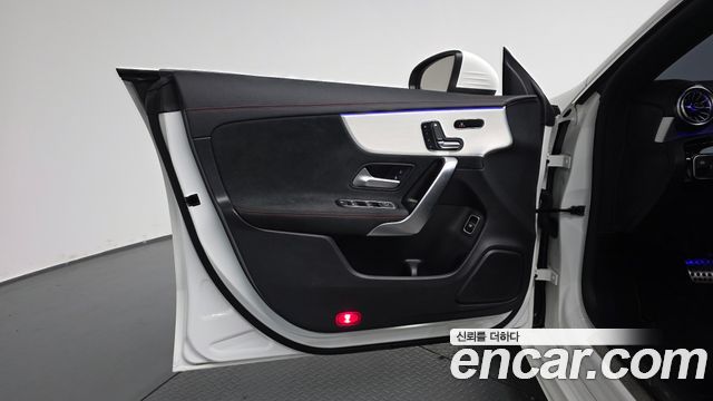 Mercedes-Benz CLA-Class 2023 — photo 14