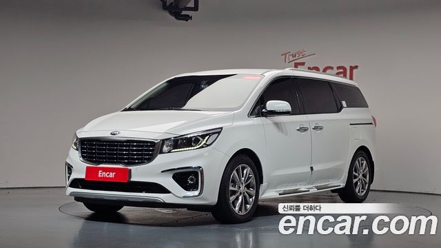 Kia Canival 2019 — photo 36