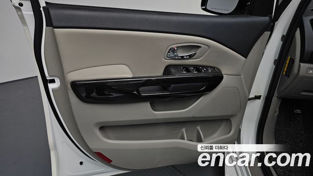 Kia Canival 2019 — photo 14