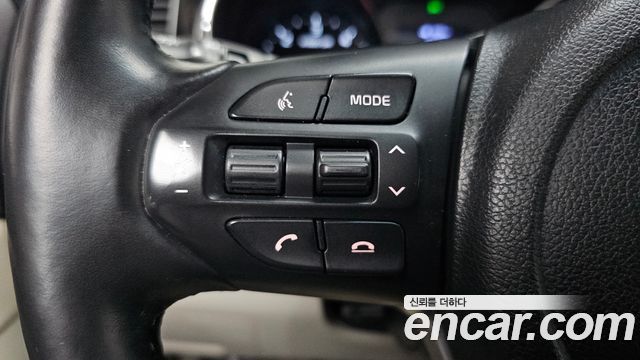 Kia Canival 2019 — photo 28