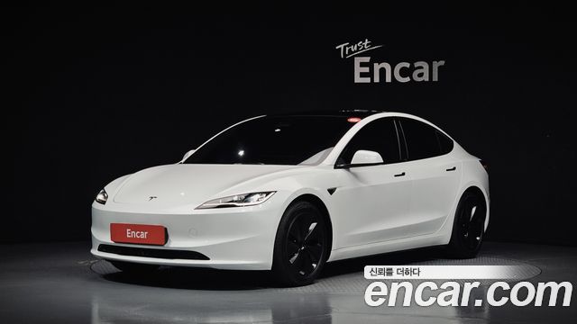 Tesla Model 3 2024 — photo 1