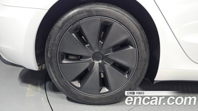 Tesla Model 3 2024 — photo 5
