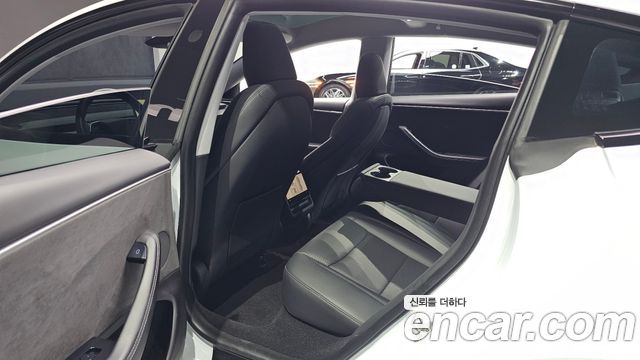 Tesla Model 3 2024 — photo 17