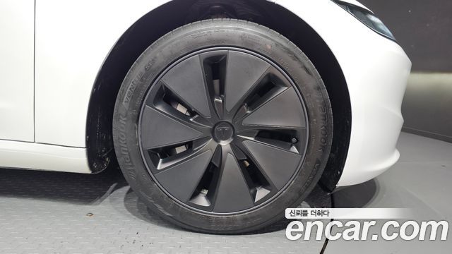 Tesla Model 3 2024 — photo 7