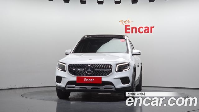 Mercedes-Benz GLB-Class 2021 — photo 3