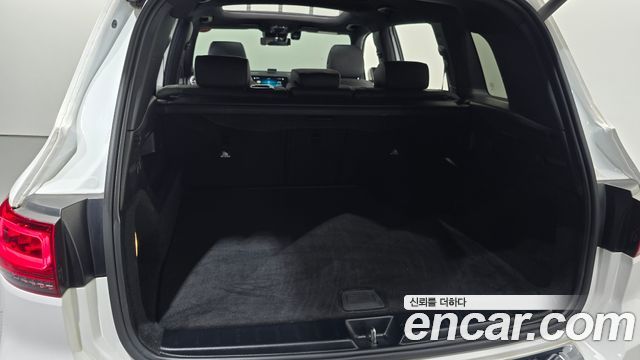 Mercedes-Benz GLB-Class 2021 — photo 25