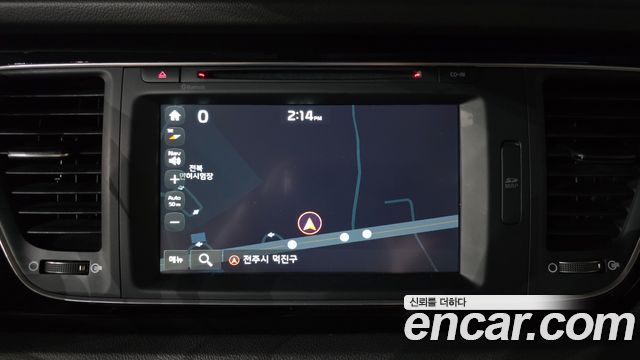 Kia Canival 2015 — photo 26