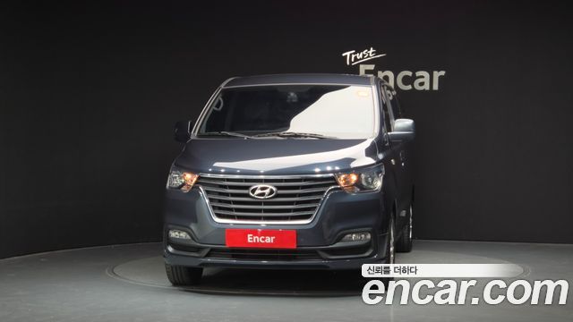Hyundai Starex 2019 — photo 3