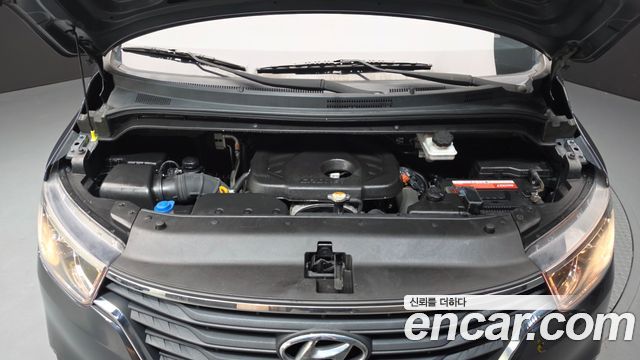 Hyundai Starex 2019 — photo 6
