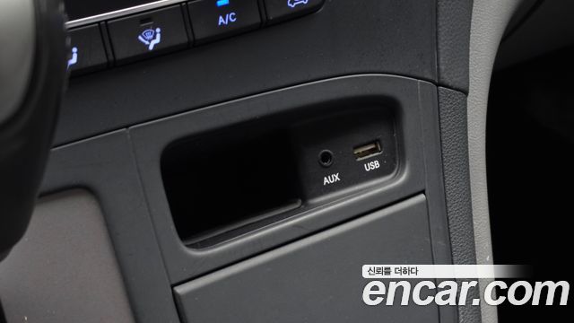 Hyundai Starex 2019 — photo 19