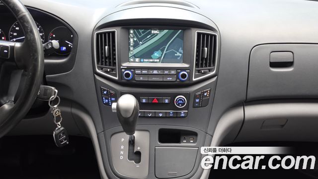Hyundai Starex 2019 — photo 20