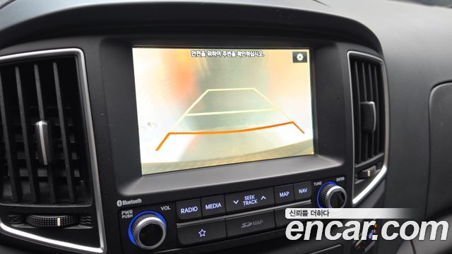 Hyundai Starex 2019 — photo 22