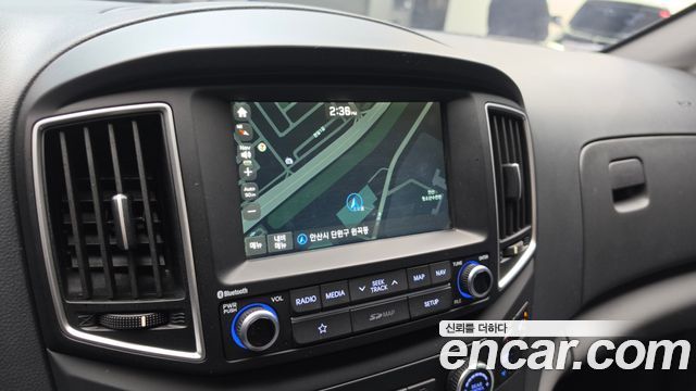 Hyundai Starex 2019 — photo 23