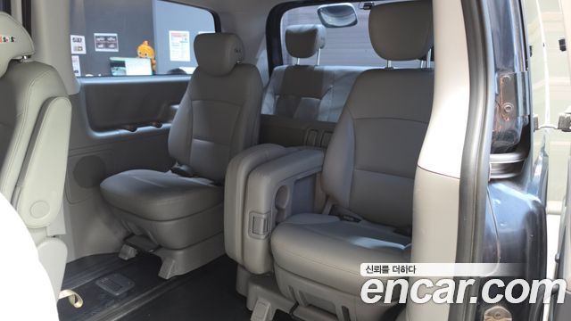 Hyundai Starex 2019 — photo 26