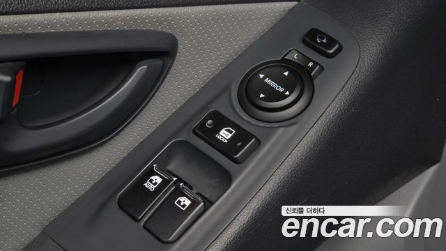 Hyundai Starex 2019 — photo 30