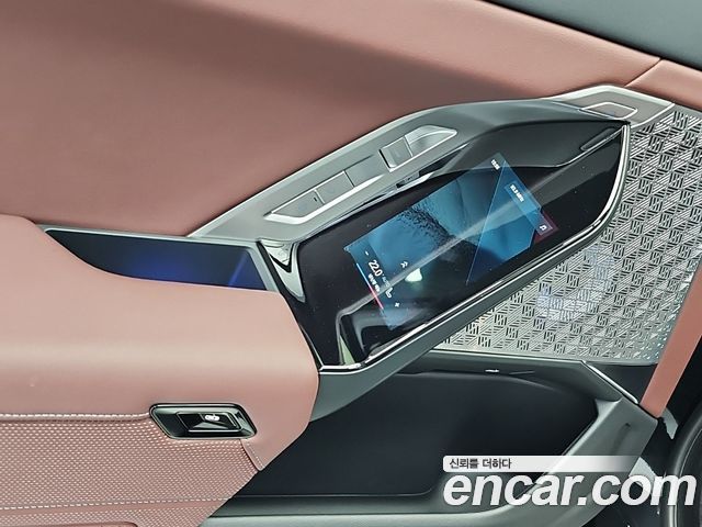 BMW i7 2024 — photo 15