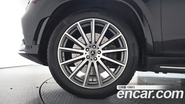 Mercedes-Benz GLS-Class 2023 — photo 5
