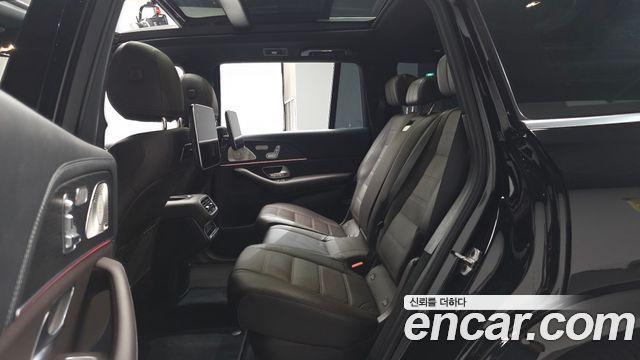 Mercedes-Benz GLS-Class 2023 — photo 18