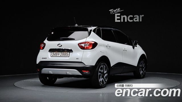 Renault Korea QM3 2017 — photo 2
