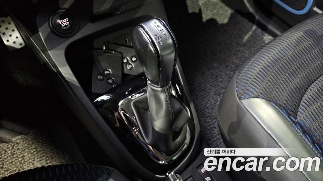 Renault Korea QM3 2017 — photo 12