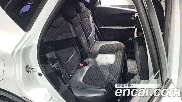 Renault Korea QM3 2017 — photo 17