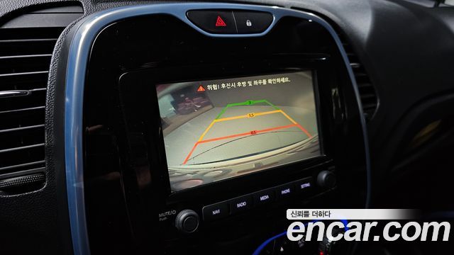 Renault Korea QM3 2017 — photo 20