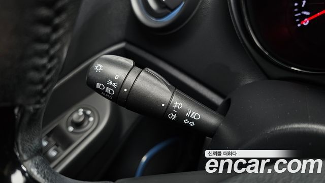Renault Korea QM3 2017 — photo 32