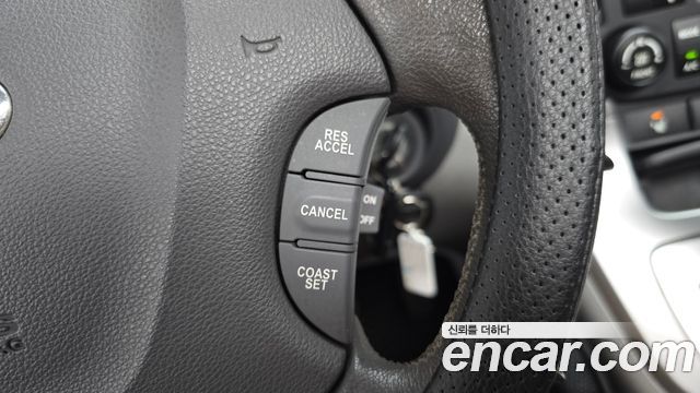 Kia Canival 2013 — photo 23