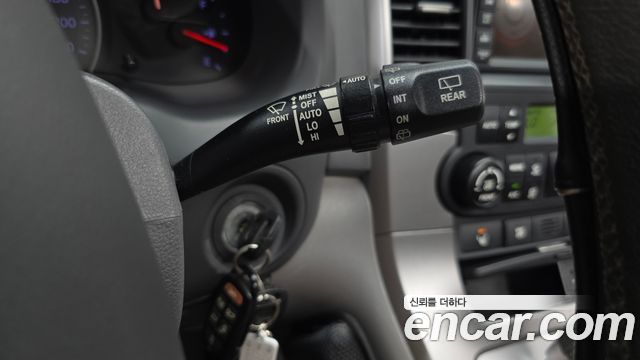 Kia Canival 2013 — photo 28