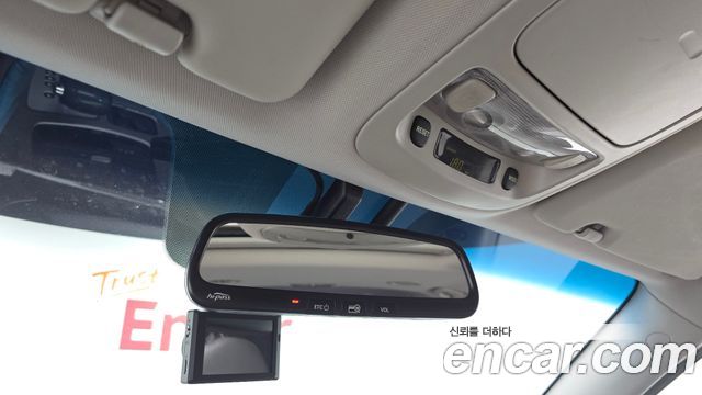 Kia Canival 2013 — photo 29