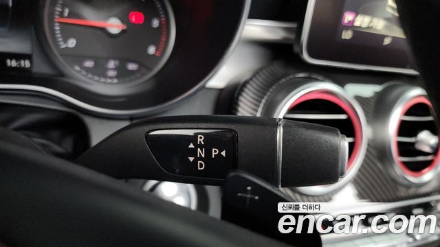 Mercedes-Benz GLC-Class 2017 — photo 9
