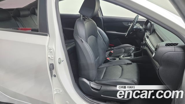 Kia K3 2020 — photo 17