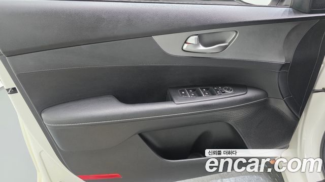 Kia K3 2020 — photo 14