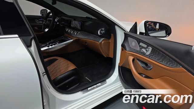 Mercedes-Benz AMG GT 2023 — photo 17