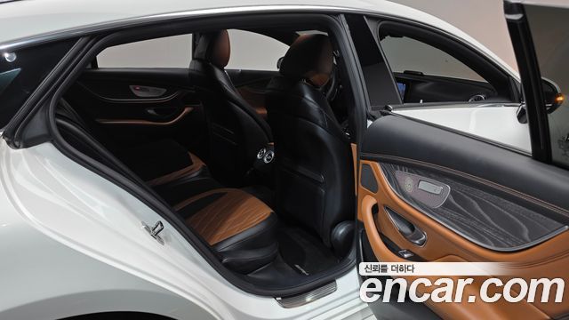 Mercedes-Benz AMG GT 2023 — photo 18
