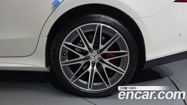 Mercedes-Benz AMG GT 2023 — photo 7