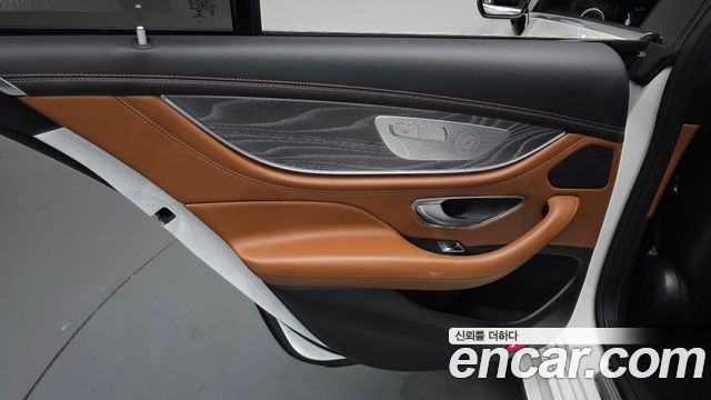 Mercedes-Benz AMG GT 2023 — photo 15