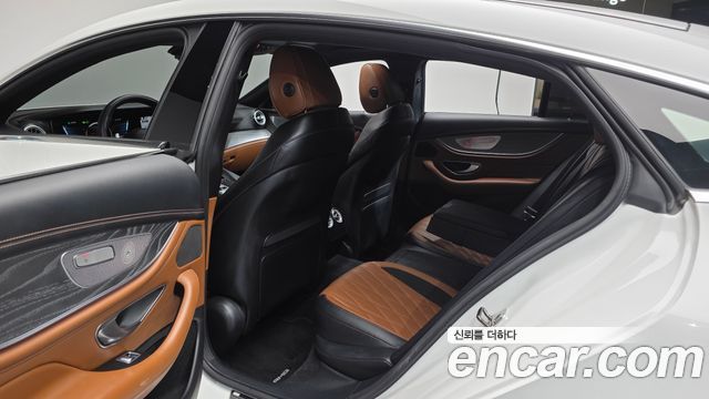 Mercedes-Benz AMG GT 2023 — photo 16